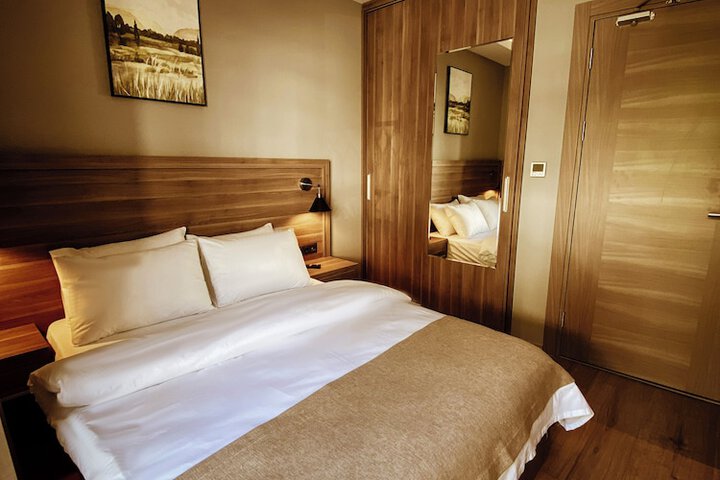 Room 21 of 74