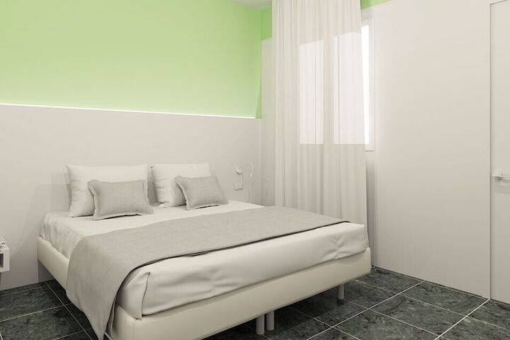 Room 13 of 50