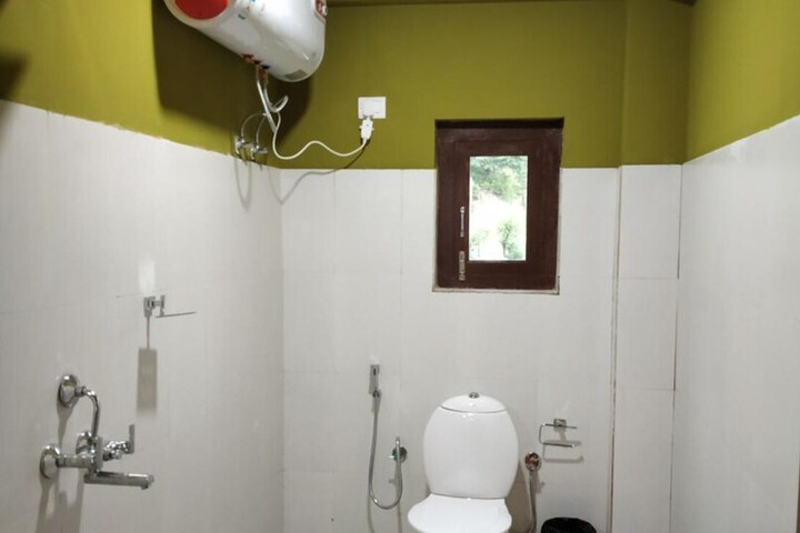Room 14 of 24