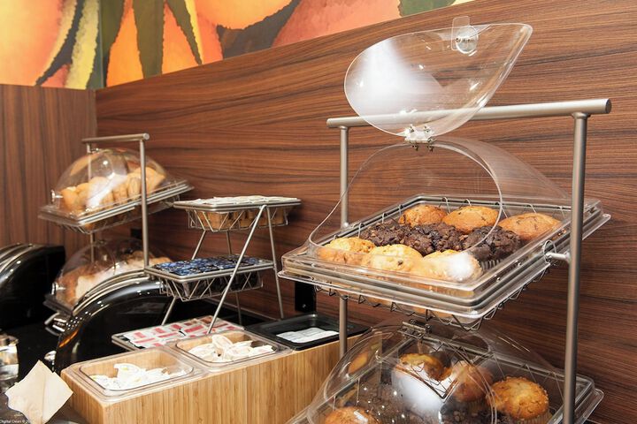 Breakfast/Coffee Service 17 of 22