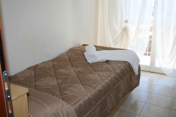 Room 8 of 23