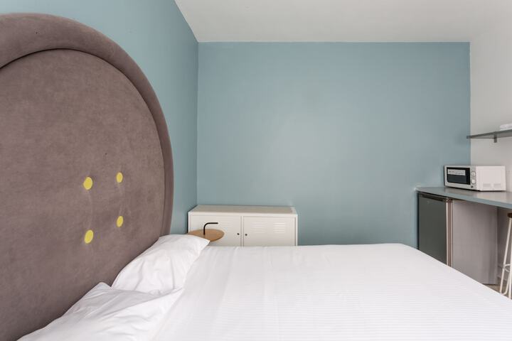 Room 13 of 39