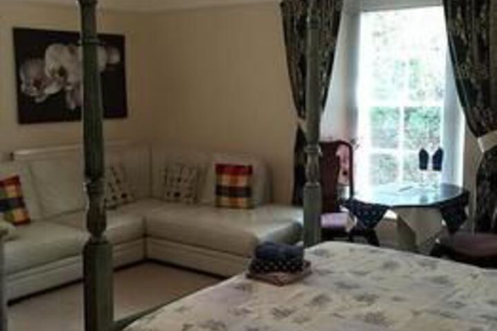 Room 12 of 35