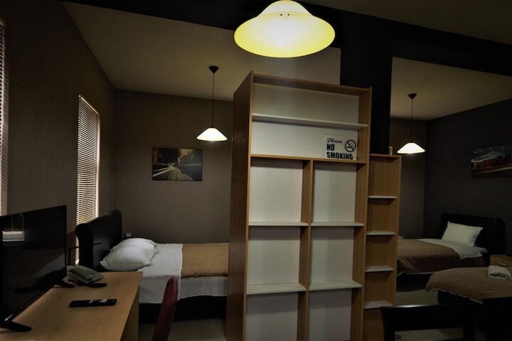 Room 44 of 84