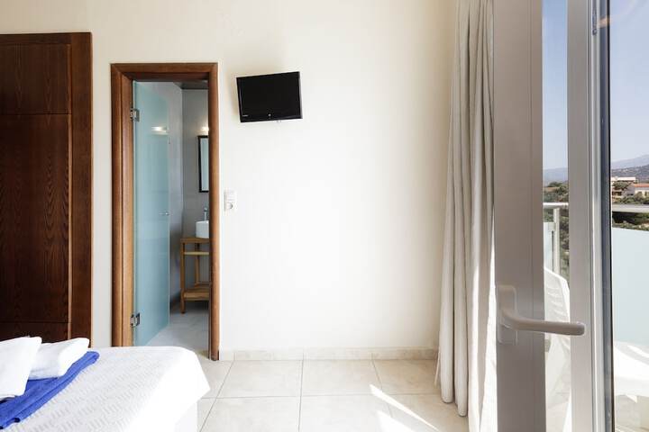 Room 13 of 69