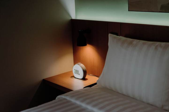 Room 10 of 48