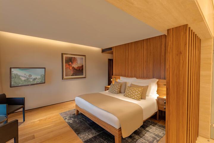 Room 68 of 320