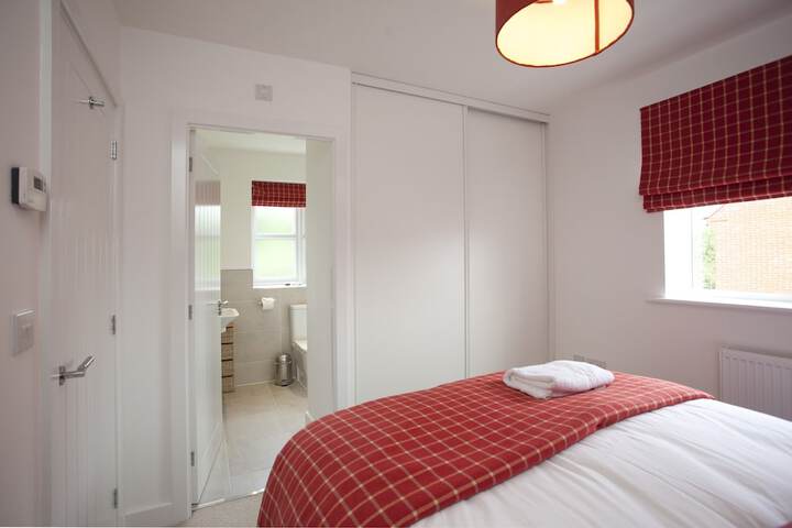 Room 2 of 19