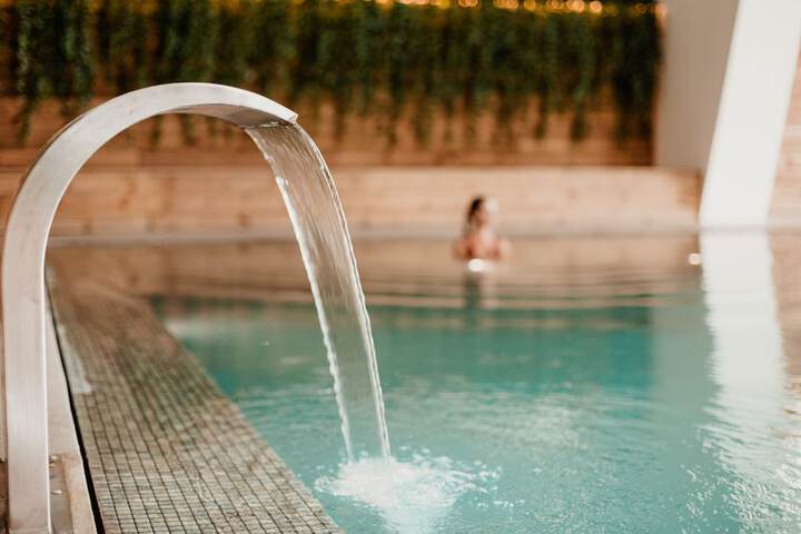 Pool Hotel