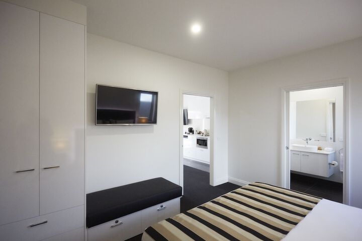 Room 8 of 70