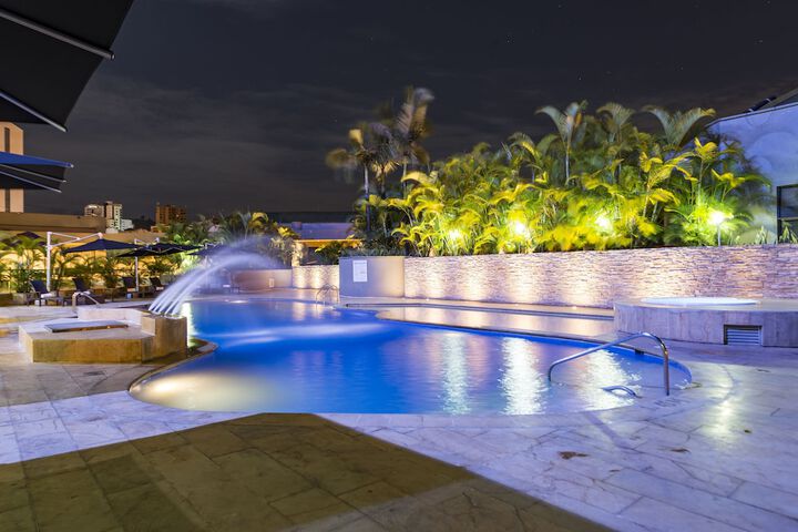 Hotel with Pool