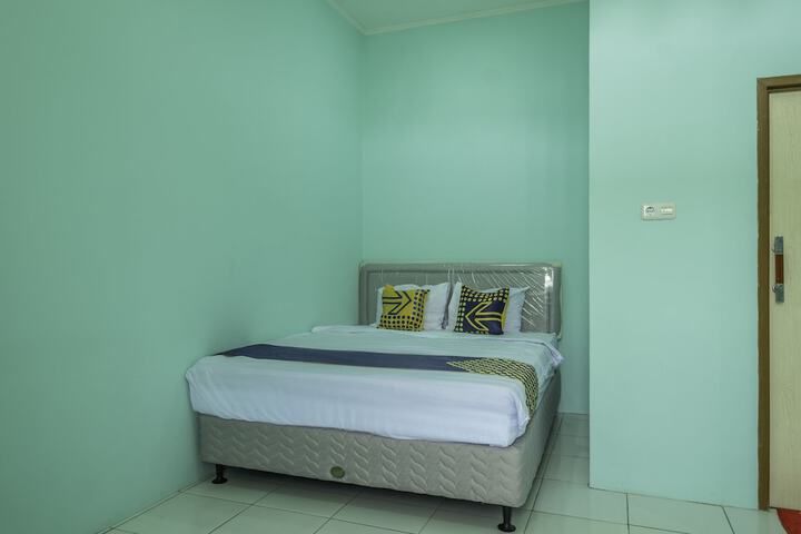Room 16 of 25