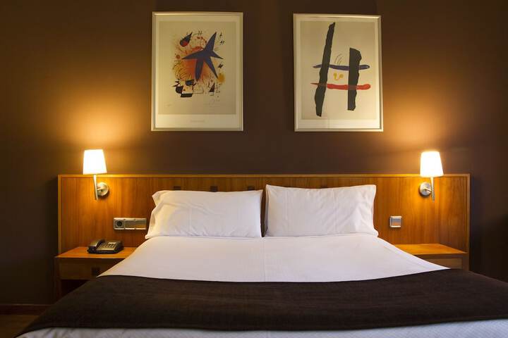 Room 11 of 30