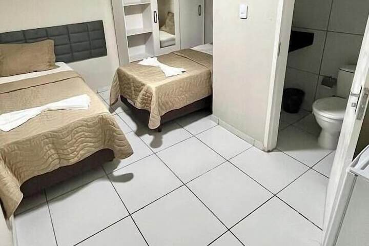 Room 3 of 16