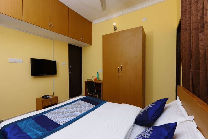 Room 7 of 17