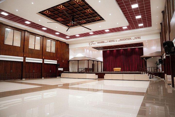 Ballroom/Hall 59 of 94