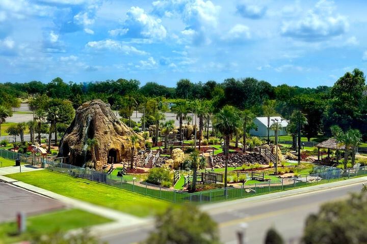 Mini-golf
