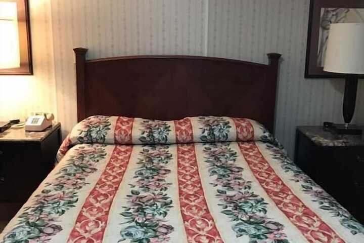 Room 14 of 20