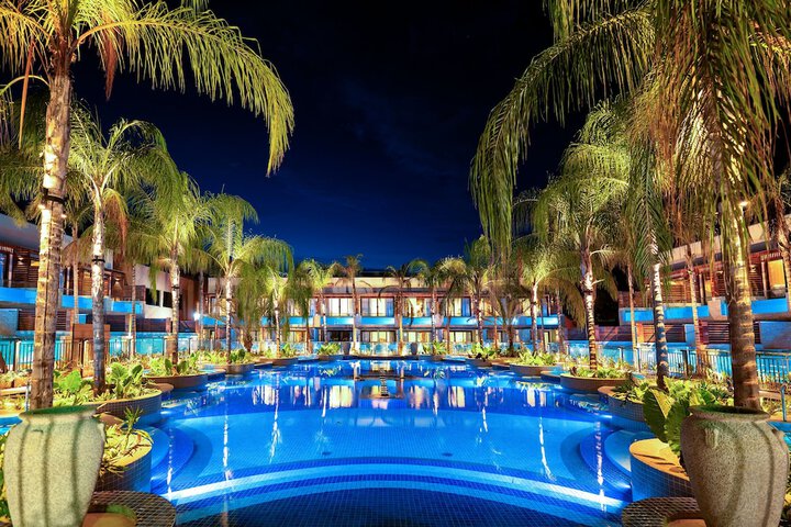 Pool 74 of 149