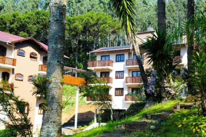 Hotel Exterior 44 of 47
