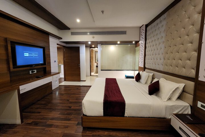 Room 10 of 56