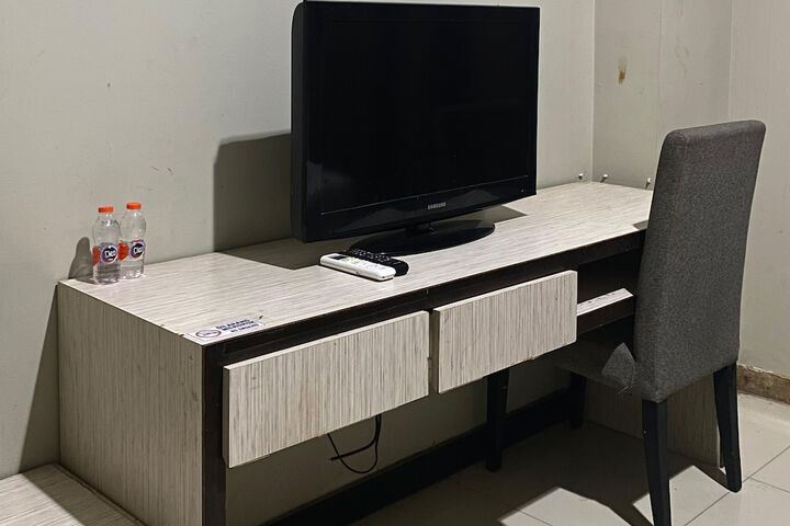 Room 27 of 48