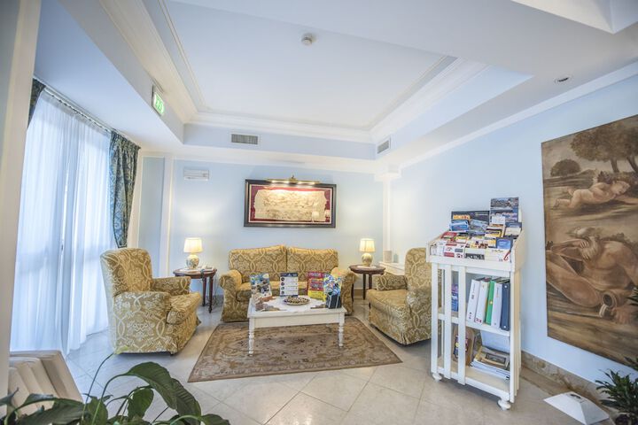 Guest Lobby