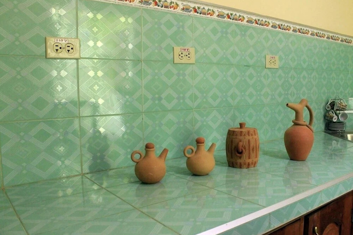 Room 7 of 20