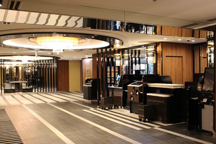 Guest Lobby