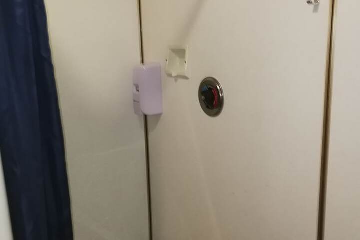 Room 84 of 100