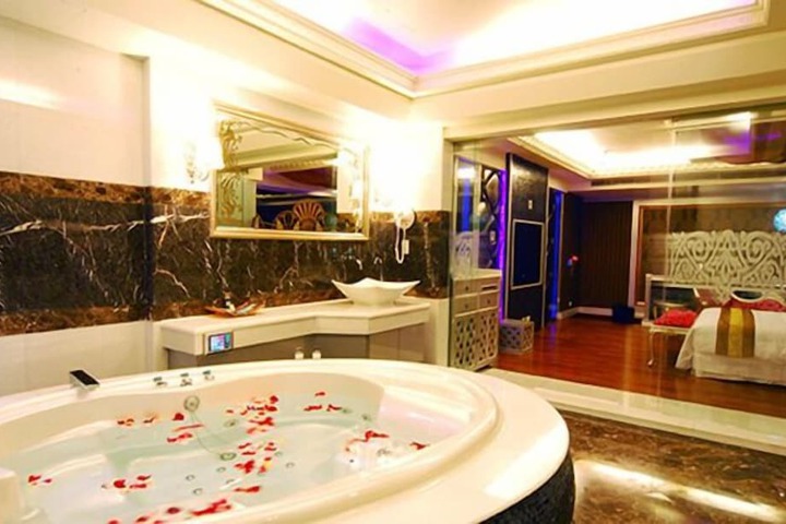 Room 21 of 23