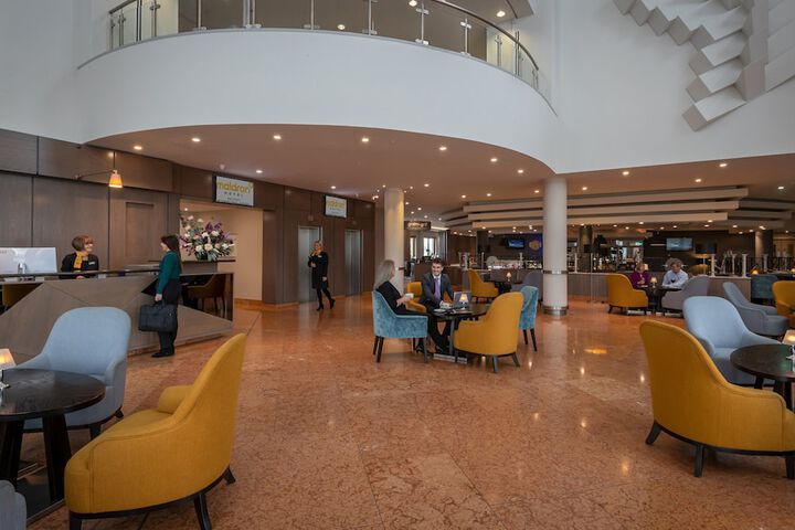 Guest Lobby