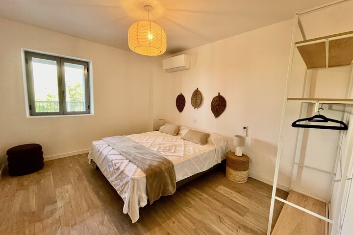 Room 17 of 46