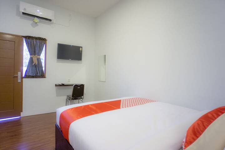 Room 17 of 32
