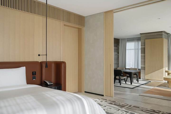 Room 20 of 81