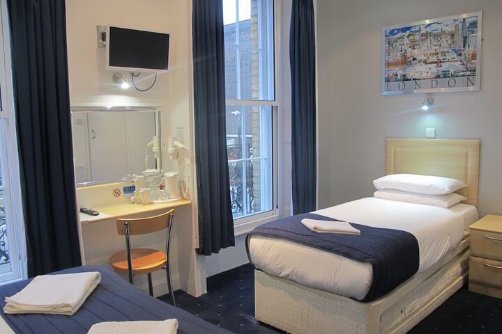 Room 36 of 54