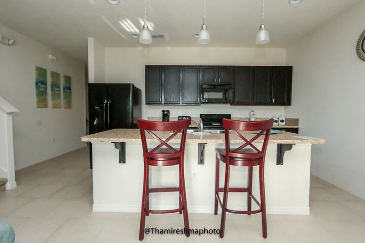 #19 Large Townhouse w Private Pool in Davenport, FL