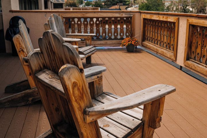 Sundeck 124 of 141