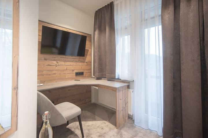 Room 17 of 59