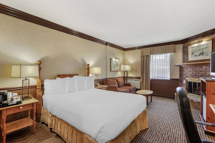 Room 20 of 76