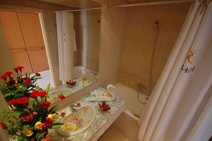 Bath Interior