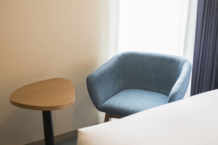 Room 12 of 27