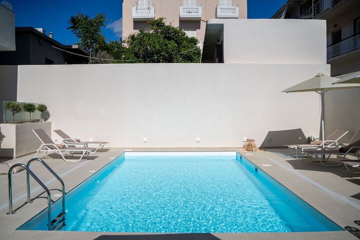 Pool 54 of 68