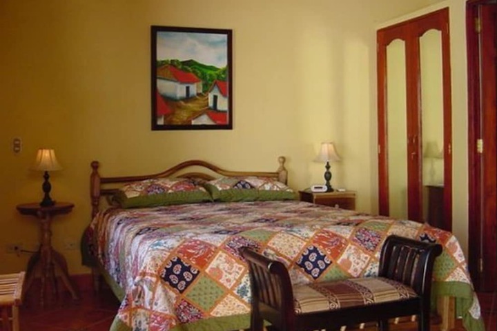 Room 2 of 39