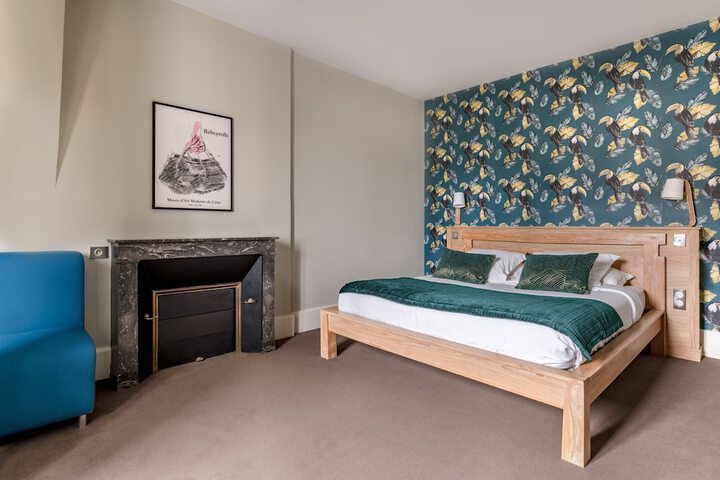 Room 10 of 21
