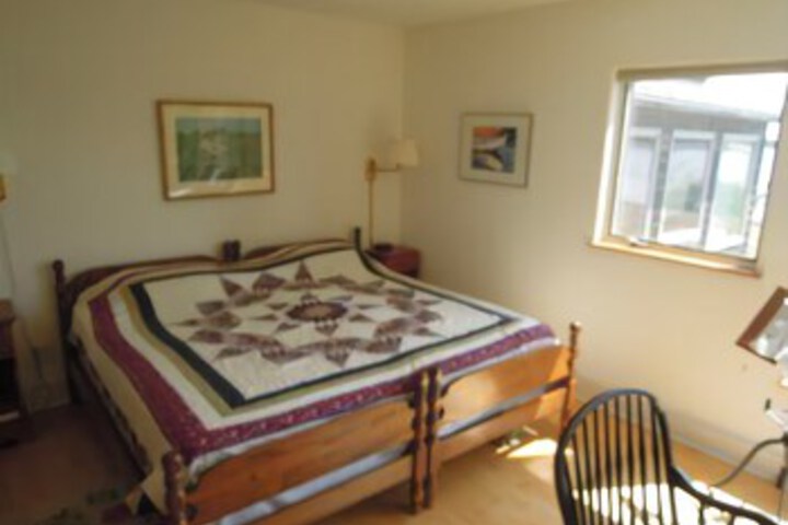 Room 18 of 25