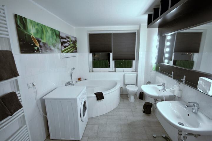 Room 42 of 72