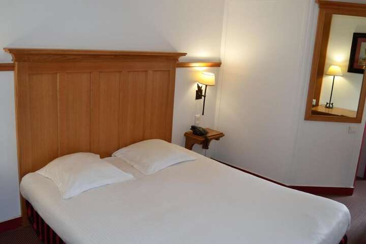 Room 21 of 95