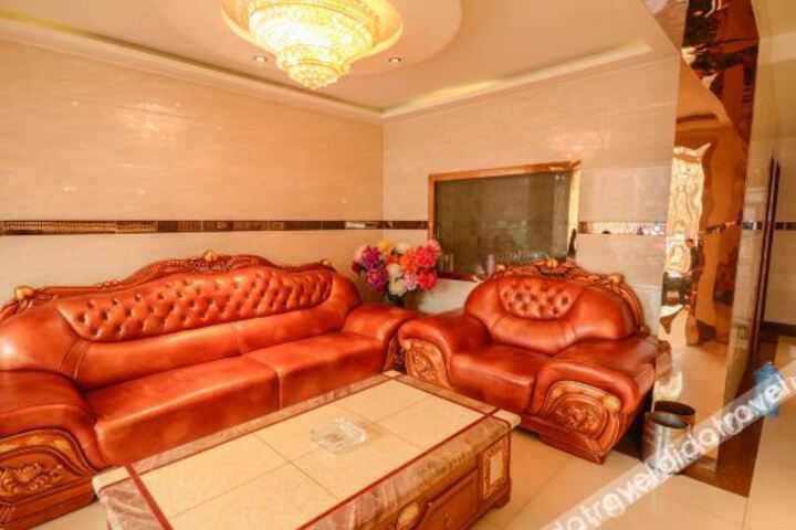 Hotel Interior 6 of 23