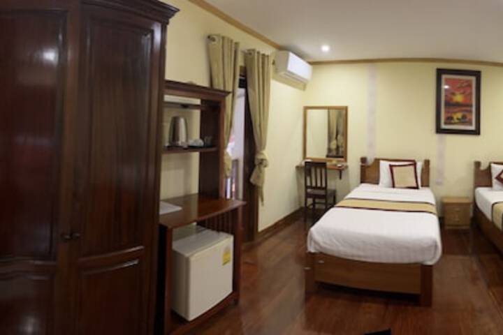 Room 15 of 50